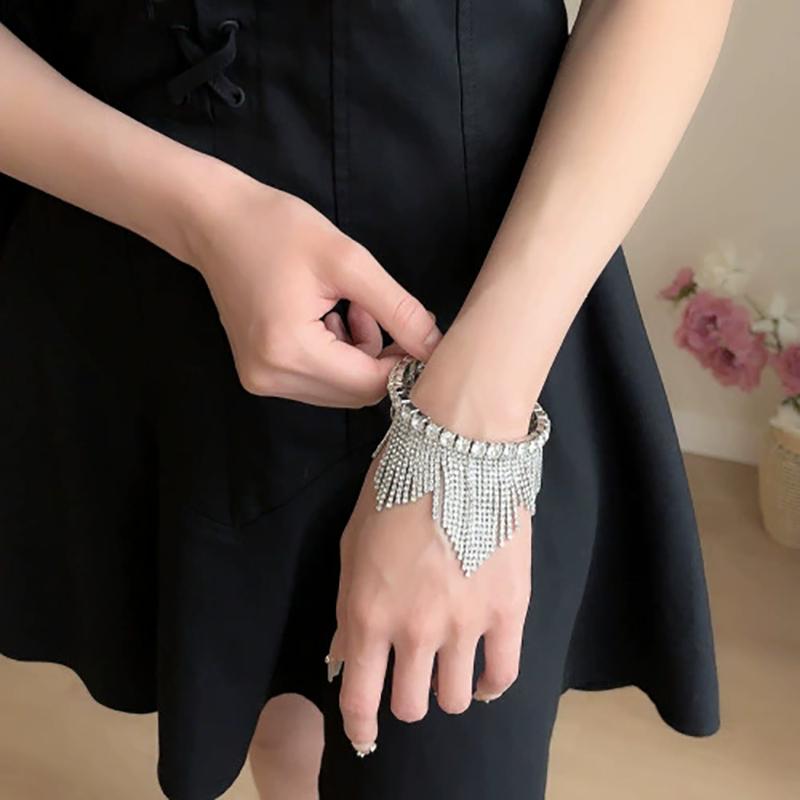 New Fashionable Rhinestone Tassel Opening Bracelet Stylish And Elegant Lady's Party Jewelry Accessory Gift For Friends