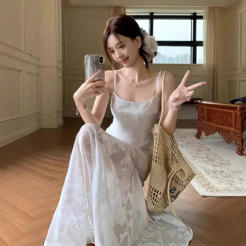 Seaside Vacation Wind Green Suspender Dress Women's Summer Temperament Mesh Stitching Waist Thin A-word Skirt Long Dress