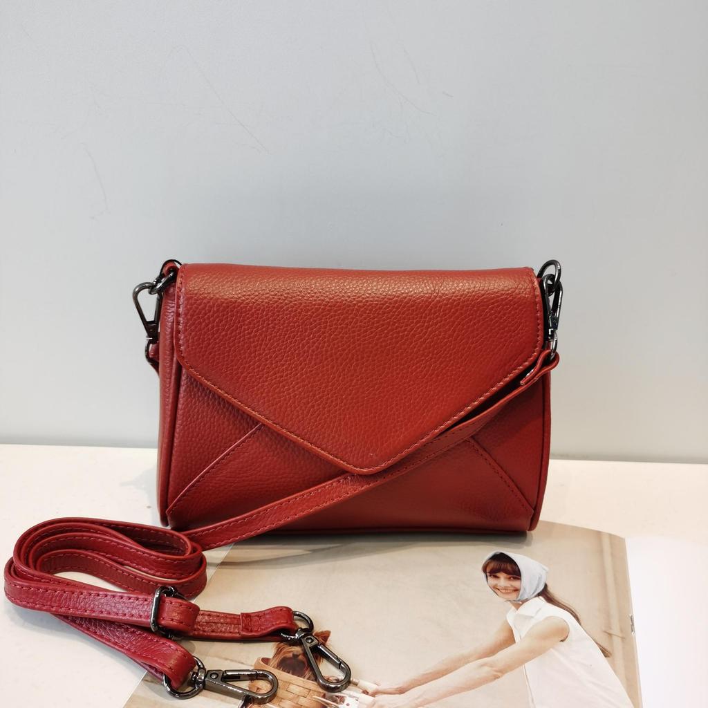 2025 Retro Cowhide Boston Barrel Bag - Women's Large Capacity Single Shoulder & Crossbody Flap Bag