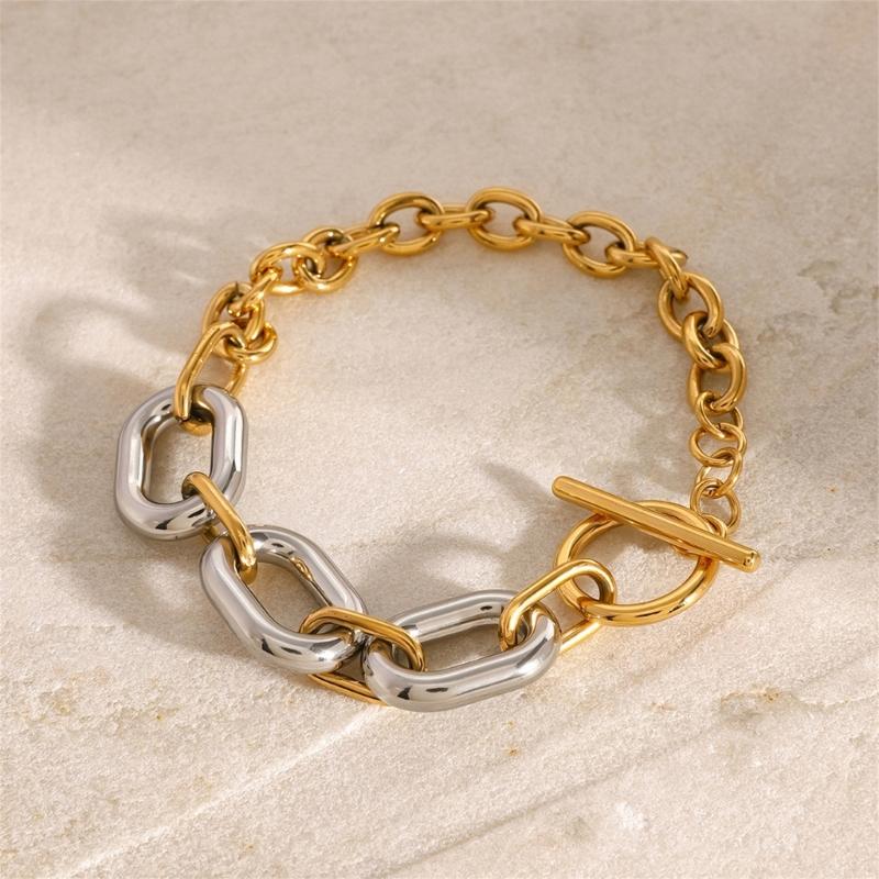 Elegant Stainless Steel Texture Jewelry Set with Round Stripes Designs Includes Necklace Earrings and Bracelet