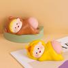 Kreative Niedliche Schreibtischdekoration Büro Dekompressionsspielzeug Kawaii Puppe Po Quetsch-Entlüftungsspielzeug Kuchenbackdekoration Autodekoration