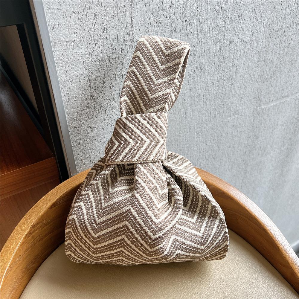 Knitted Mobile Phone Bag For Women In Spring And Autumn Cute Cartoon Versatile One Shoulder Diagonal Cross Bag Travel Coin Purse Small Handbag