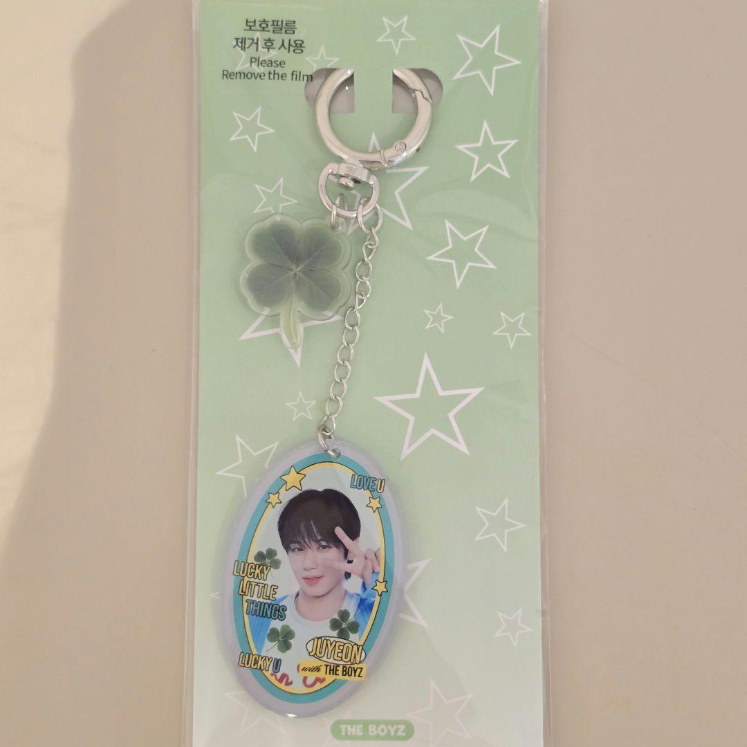 

[Б/У] Корея THE BOYZ Джуён Брелок Поп-ап