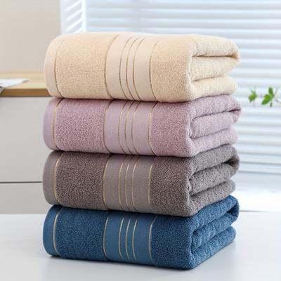 1 Stück Badetuch aus 100% Baumwolle - Superweich und hoch saugfähig, Modernes Streifendesign mit goldenen Akzenten - Luxuriöses Badetuch und Strandtuch