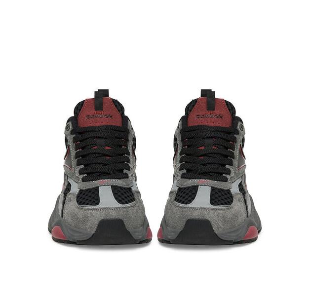 Reebok CHARGE Sneakers