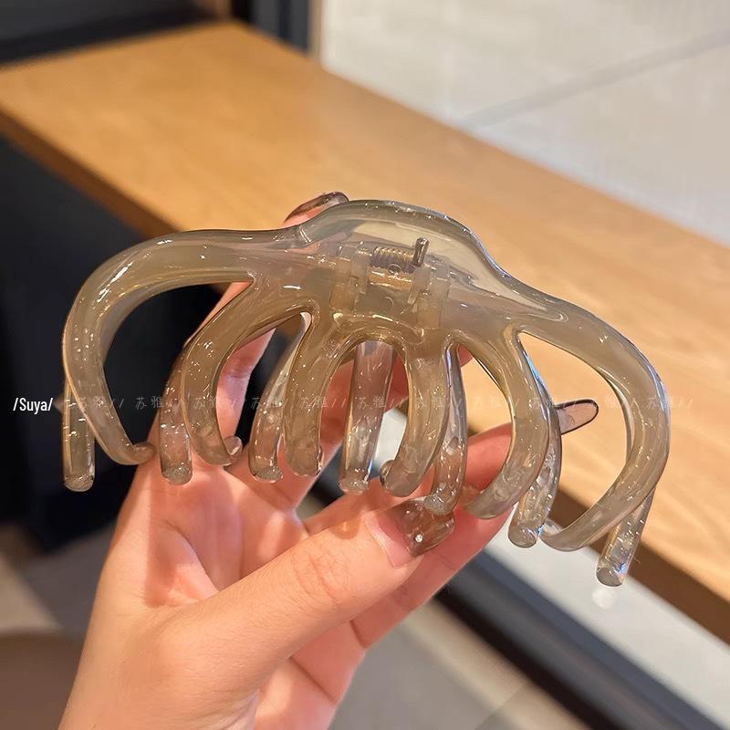 Large Retro Jelly Color Octopus Hair Claw for Women - Elegant French Hair Clip for Thick Hair, Perfect for Buns.
