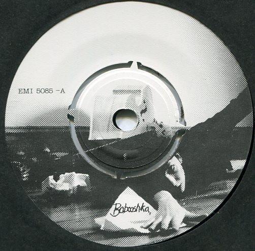 

7inch Record KATE BUSH - Babooshka / Ran Tan Waltz EMI5085 EMI 1980 UK Rock Used