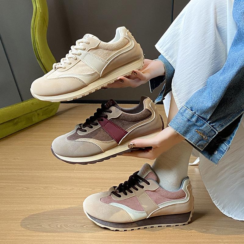 New Flat-soled Forrest Gump Shoes for Women, Autumn Student Running Sports Lightweight Casual Shoes
