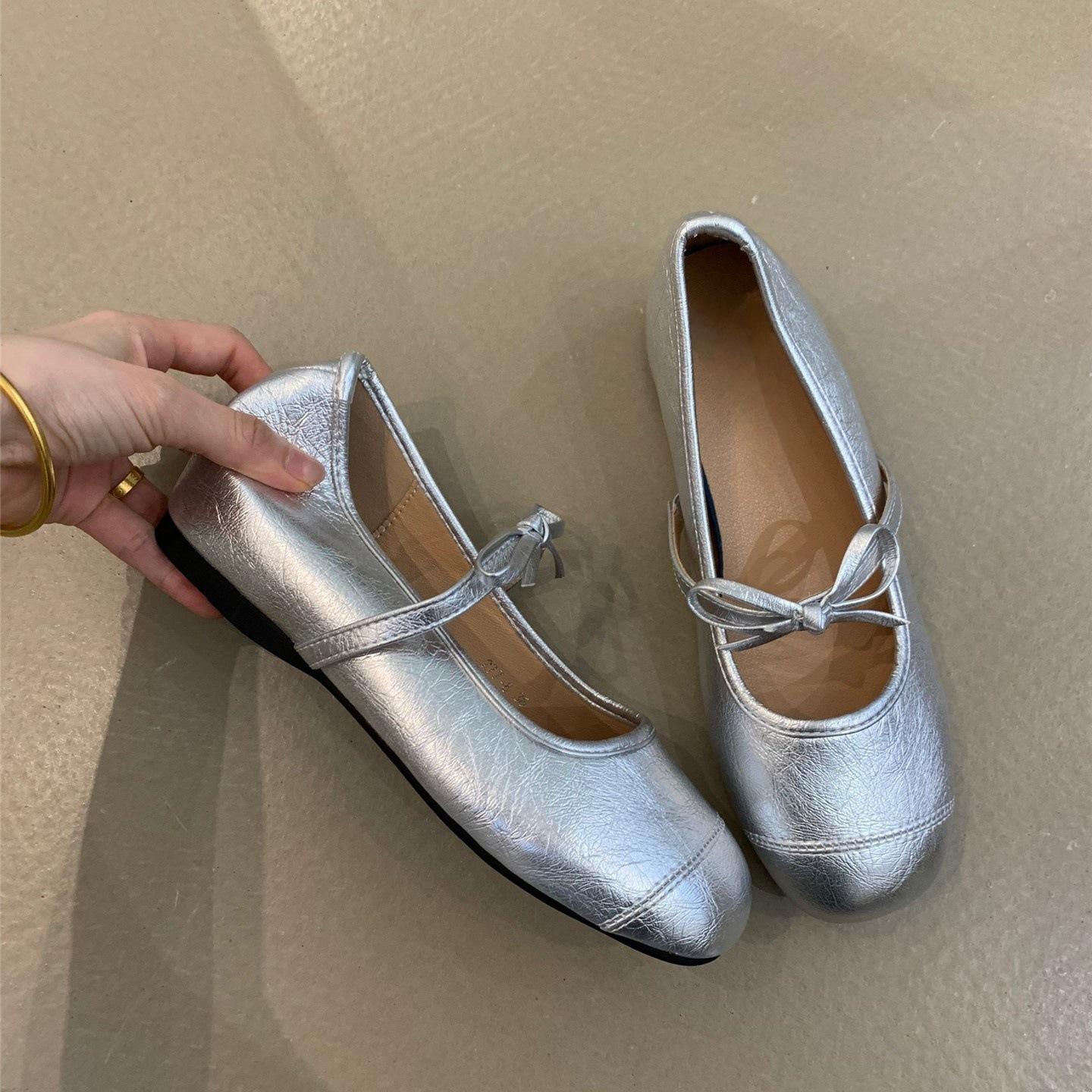 

Gentle fairy wind Mary Jane shoes 2025 autumn French temperament elegant bow shallow mouth inner height increase evening shoes 40