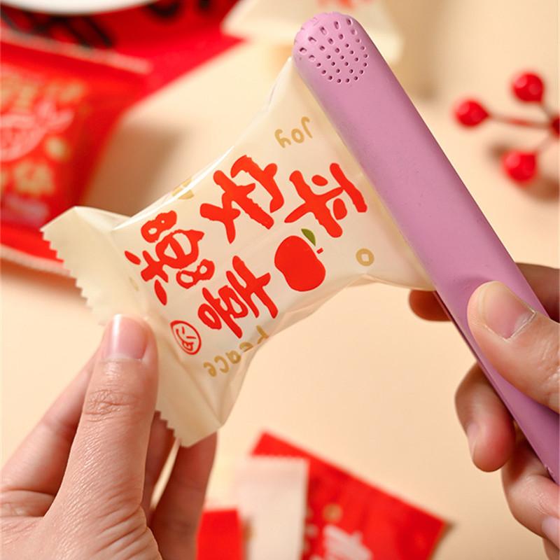 100Pcs 5.5x8.5cm Small Nougat Candy Chinese New Year Snowflake Crispy Packaging Machine Sealing Bags