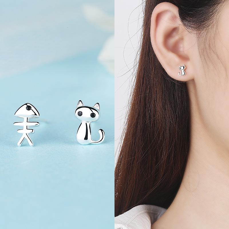 Cute Cat And Fish Asymmetric Stud Earrings Creative Simple Temperament Jewelry For Women Fashion Accessories