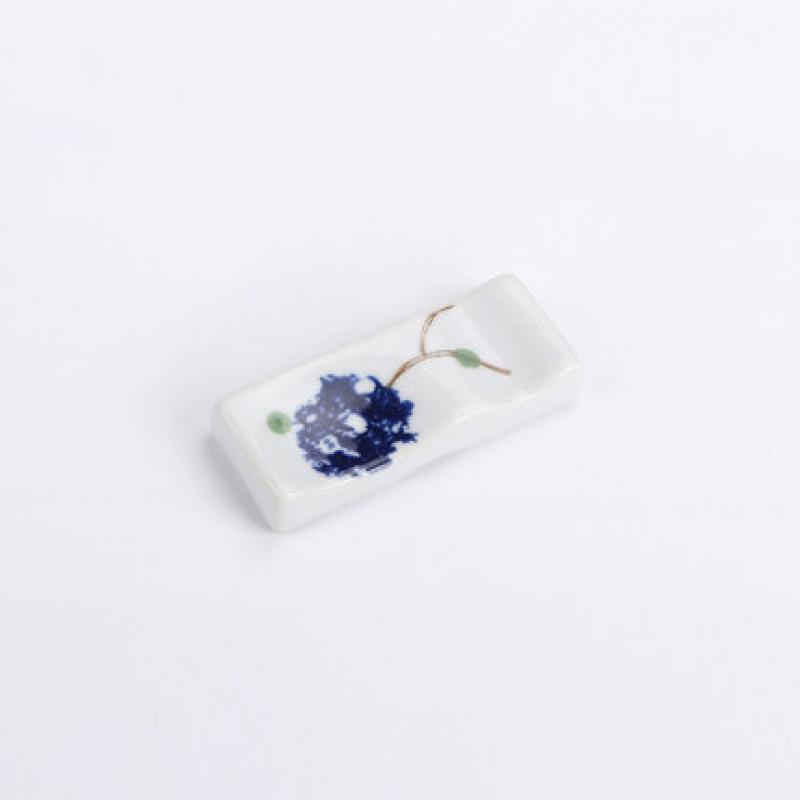 Exquisite Japanese Ceramic Chopstick and Spoon Rest for Home and Restaurant