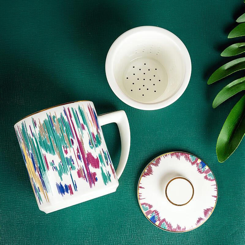 Tang Hui Ceramic Tea Infuser Mug with Lid