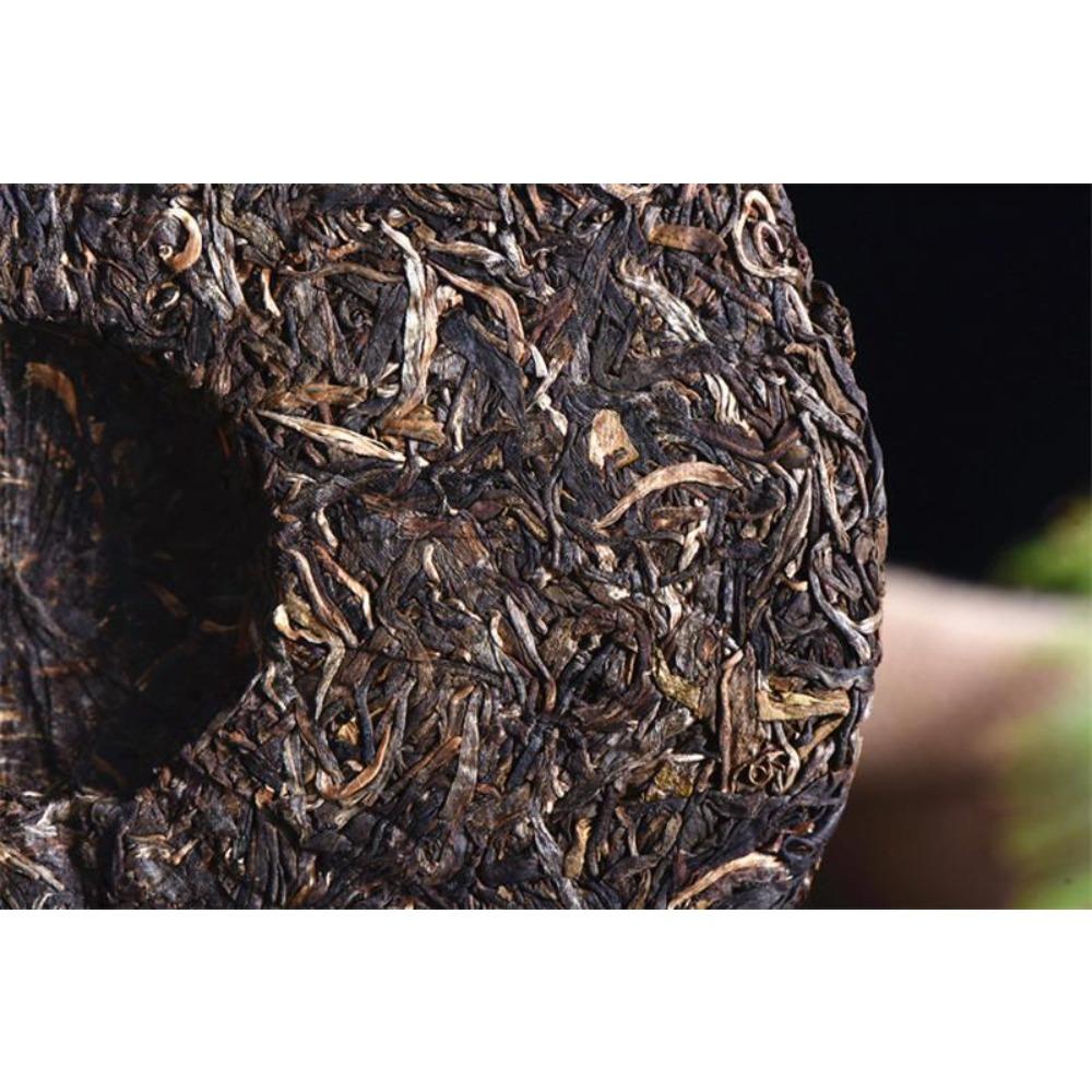 C-PE151 Yunnan Seven Son Raw Puer Tea Health Care 357g English: C-PE151 Yunnan Seven Son Raw Pu'er Health Tea 357g