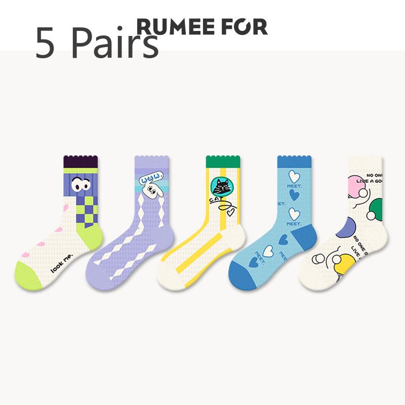 5 Pairs of Women's Spring Sports Street Mesh Style Mid Tube Socks
