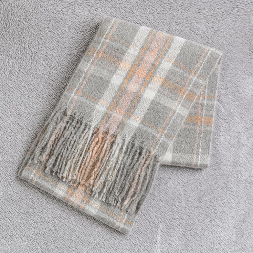 Style Grey Pattern Point Scarf – Classic Sophistication & Supreme Warmth