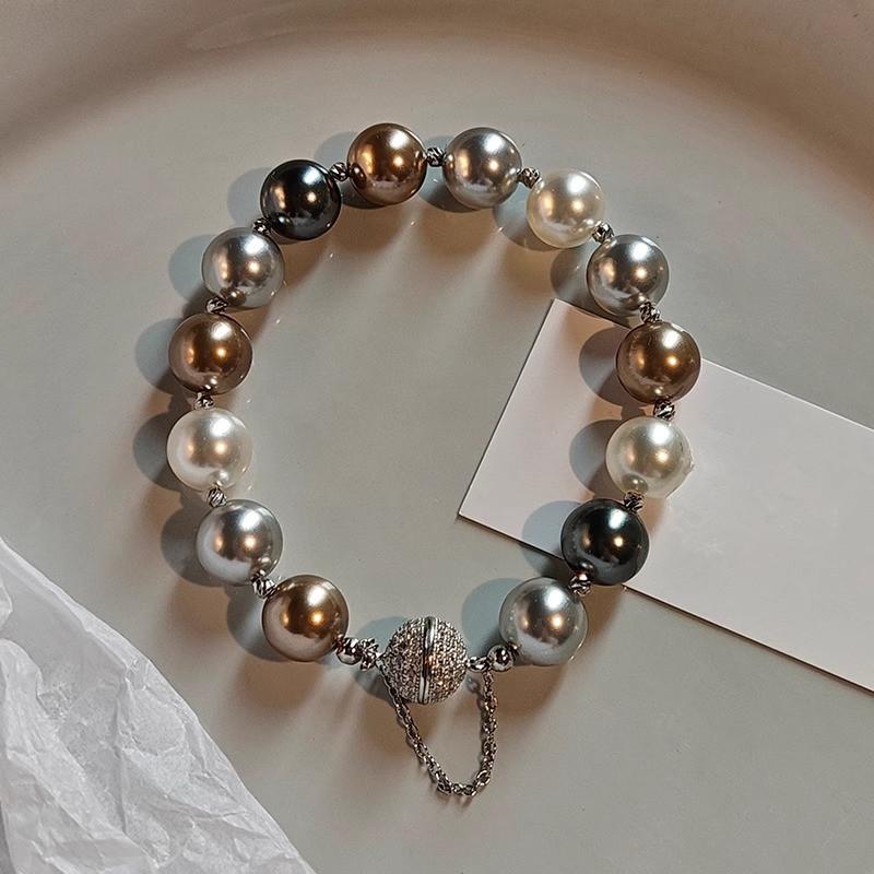 Female Light Luxury Niche Magnetic Buckle Bead Bracelet