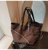 Suede bag women's large-capacity new autumn and winter versatile leopard print shoulder bag student tote bag