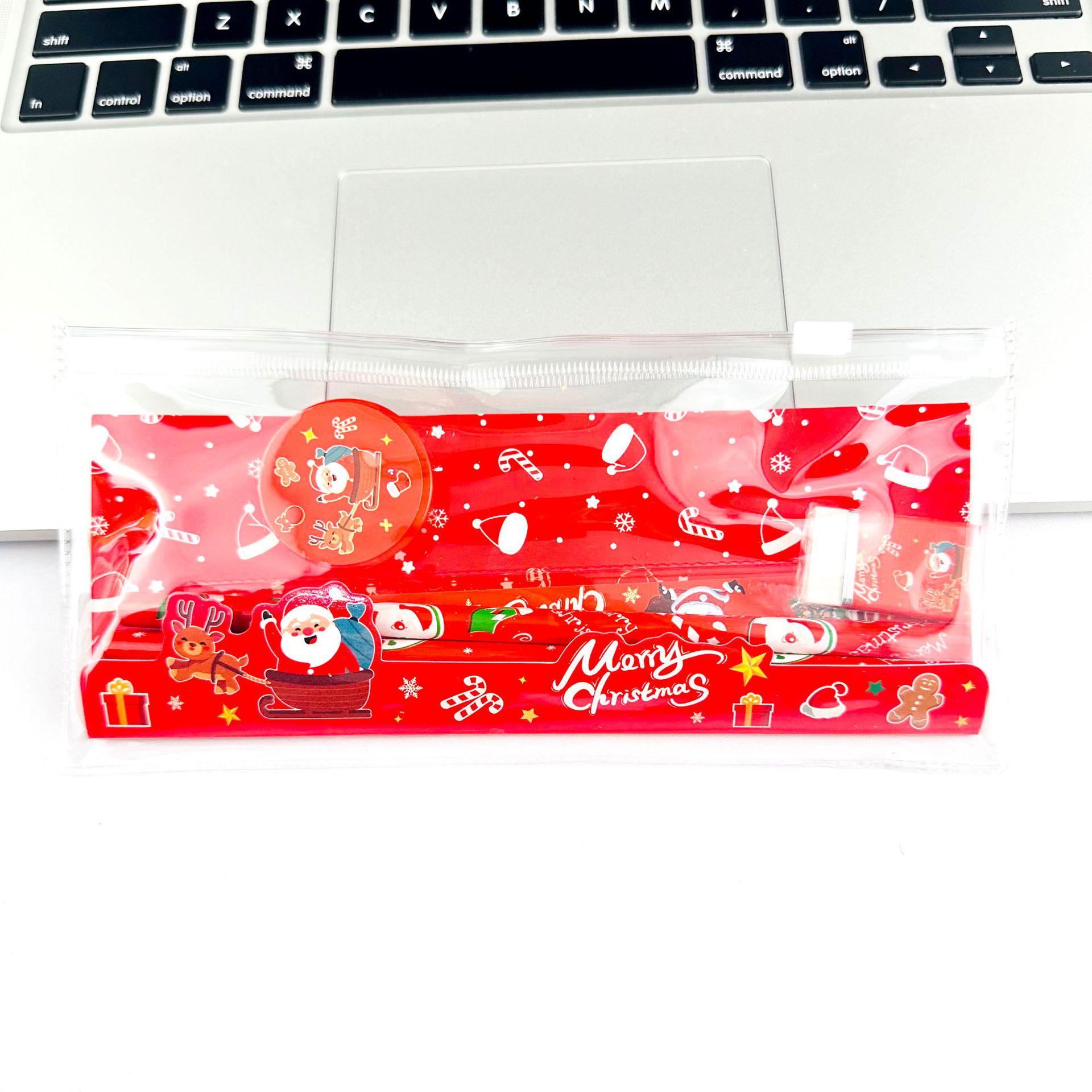 

Рождественский набор канцелярских товаров: Карандаши, Ластики, Точилки, Линейки, Пеналы - Праздничные подарки для студентов