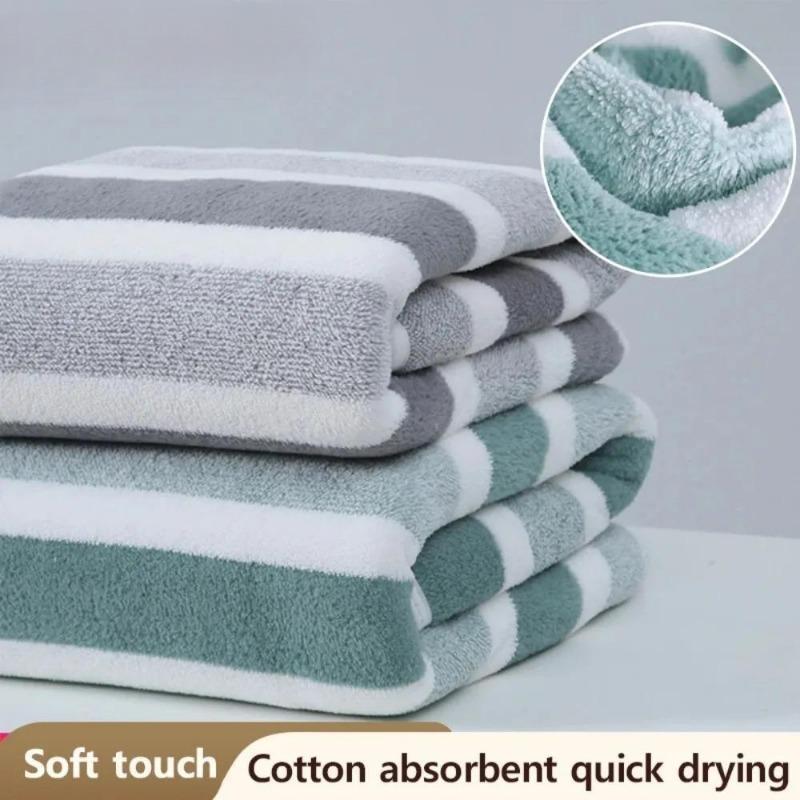 1pc Absorbent Bath Towel Soft Face Towel Home Thickened and Enlarged Bath Towel with Wide Stripes