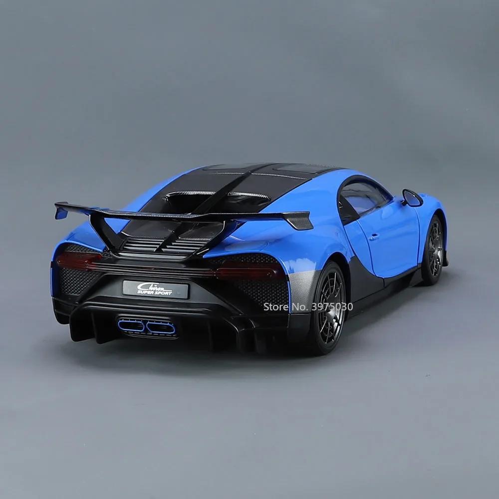 1/18 Bugatti sportovní model auta ze slitiny tlakového odlitku Simulační hračky Vozidlo se zvukem a lehkými gumovými pneumatikami Kolekce hraček pro chlapce Dárky
