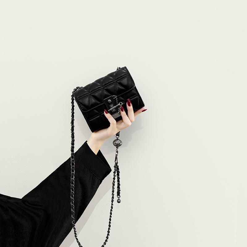 Premium Small Bag Women'S Niche Lipstick Bag Retro Messenger Bag Mini Chain Bag