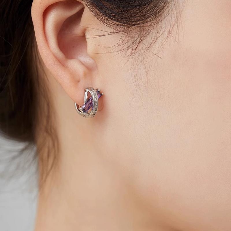 French-style Earrings - Unique Design, High-end, Small and Exquisite Stud Earrings