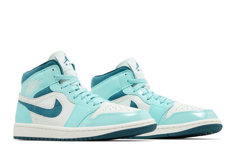 Wmns Air Jordan 1 Mid SE 'Bleached Turquoise'