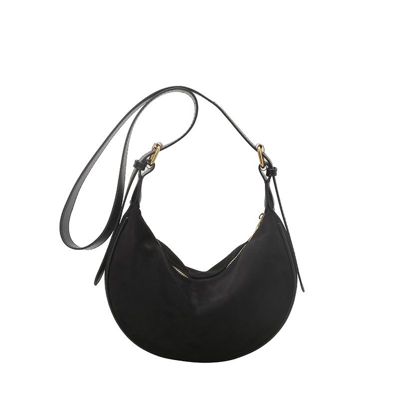 

Women s Crescent Crossbody Bag - Large Capacity, Solid Color, Textured, Fashionable Shoulder Bag for Everyday Use 28*9*18 cm