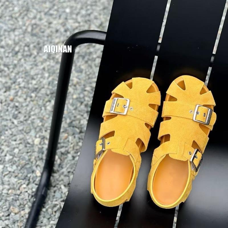 Retro leather hollowed-out bag head sandals women's summer new flat-bottomed versatile casual sandals