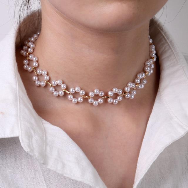 Jemné perlové květinové mašličkové choker náhrdelníky Dlouhý řetízek s přívěskem perlového srdce ve zlatém tónu Náhrdelníky s přívěskem mince Pro stylové šperky Ženy Elegantní Květinové náhrdelníky
