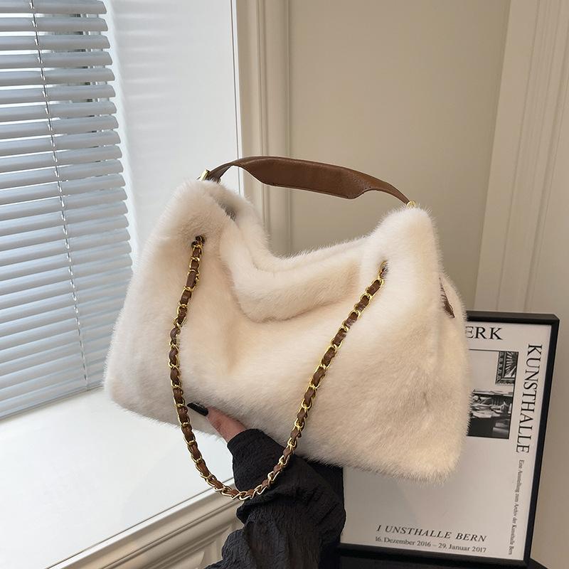 Plush handbag bag women s fashion autumn new plush cute mini fashion messenger square bag