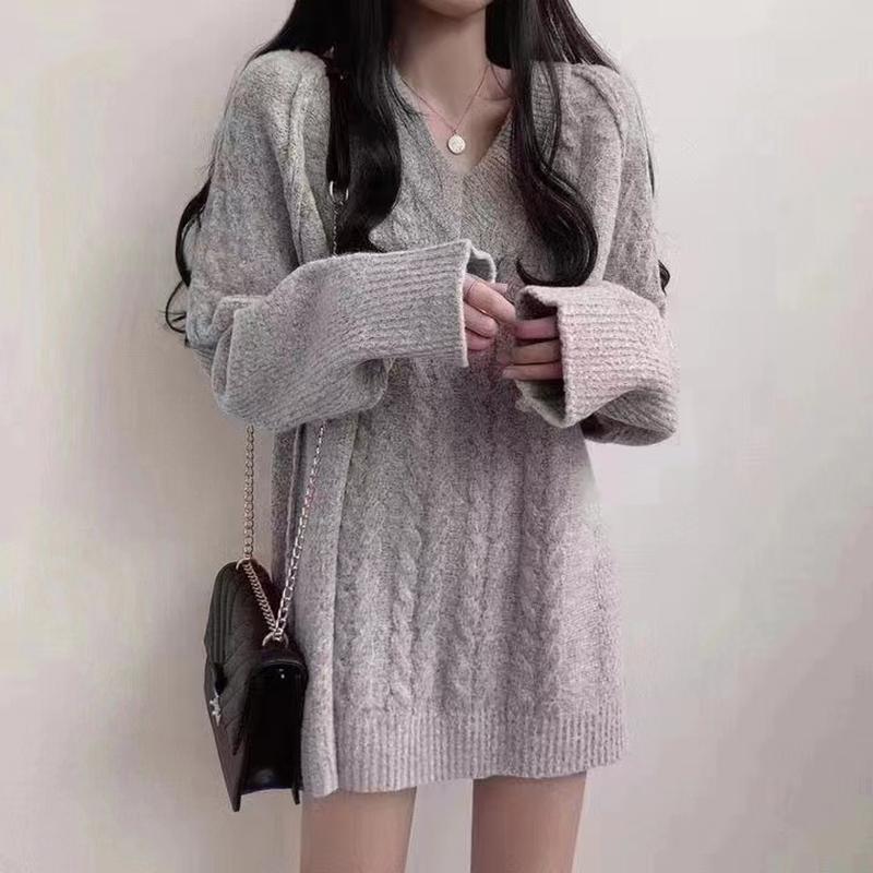 Autumn and winter V-neck mid-length twist ladies pullover sweater skirt, retro large size temperament dark gray ladies all-match sweater 6804#
