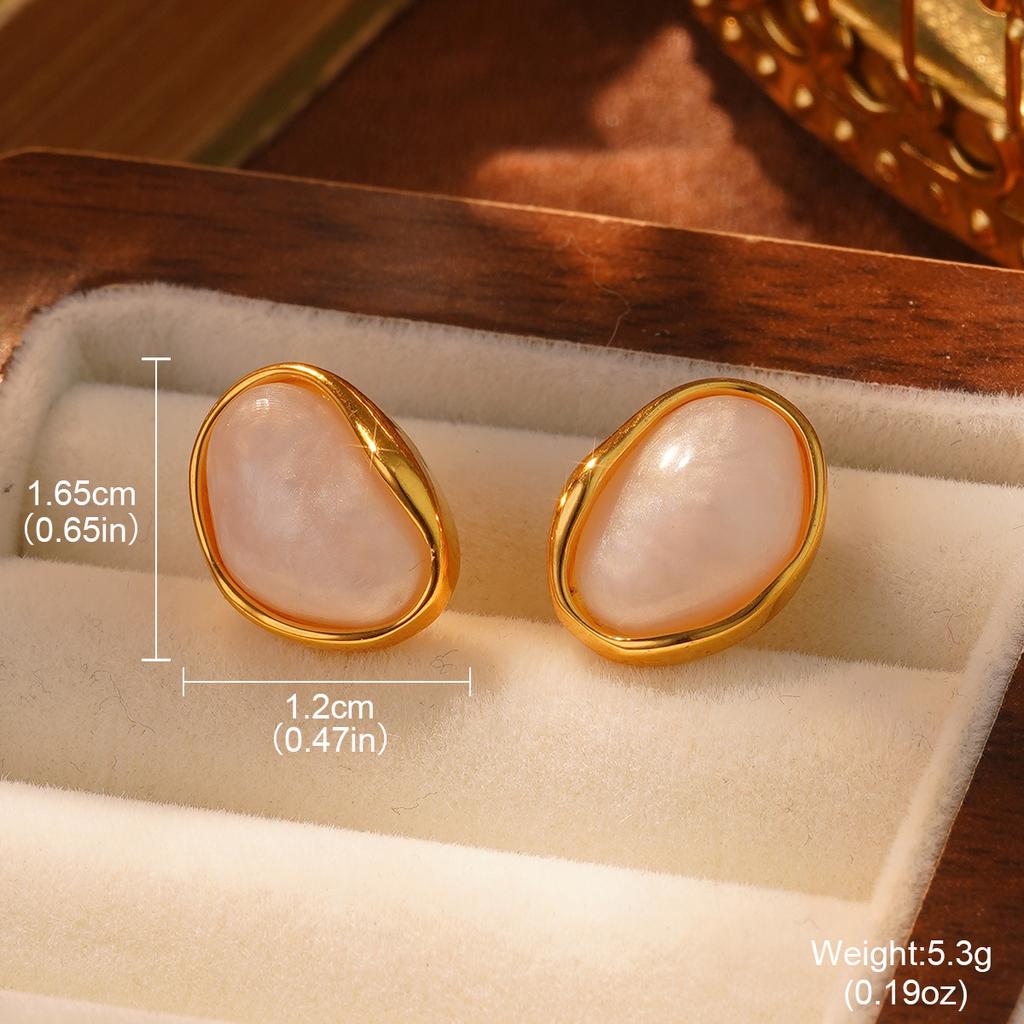 Spring and summer new geometric small fresh stud earrings 2026 simple Korean pink sweet silver needle temperament earrings
