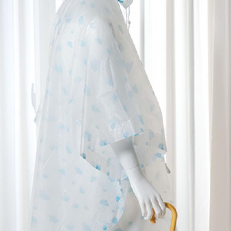 Poncho Imperméable Jetable à Motifs Daiso