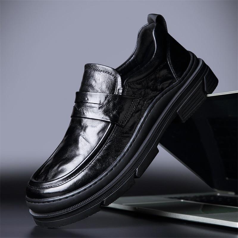 2025 Men's Leather Shoes with One Foot British Style Loafers Genuine Leather Business Trend Leather Shoes Men's Casual High Sense