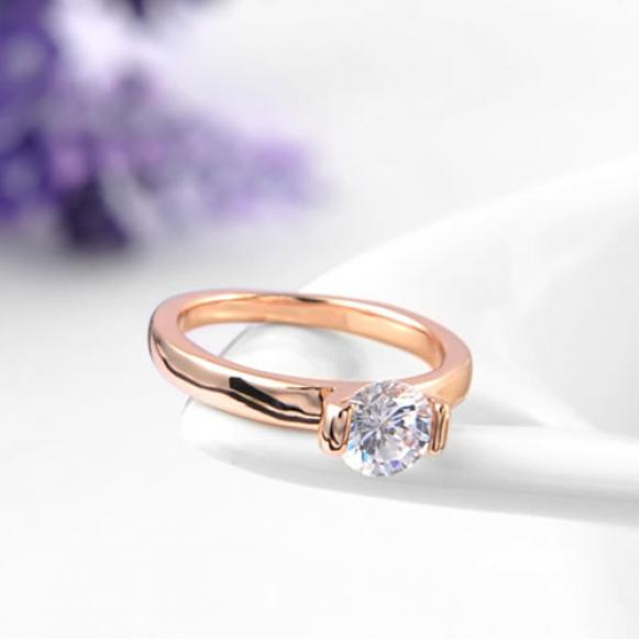 Rose Gold Rhinestone Finger Ring Socialite Women Wedding Party Jewelry Gift AVE