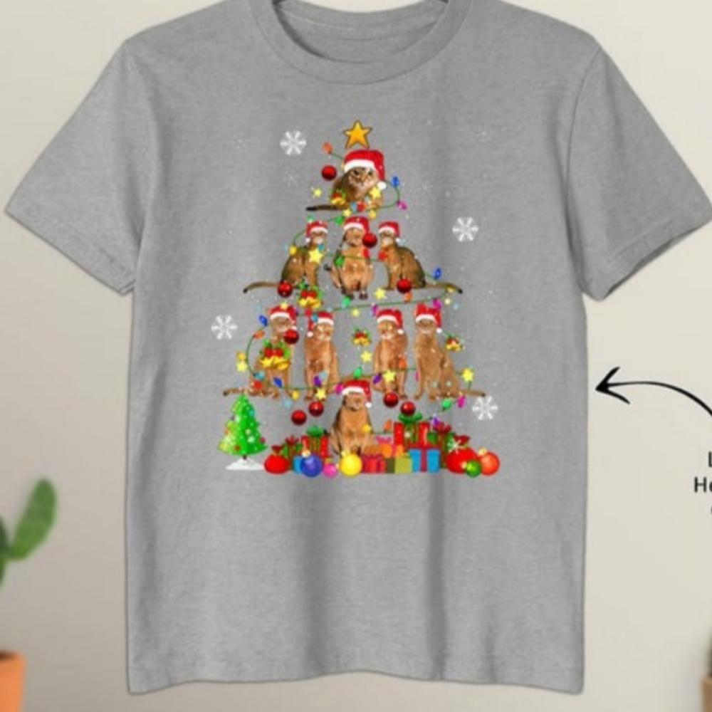 Christmas Santa Abyssinian Cat TShirt Xmas Lights Graphic Tops High Quality Cotton Shortsleeve Trending Clothes for Cat Lovers