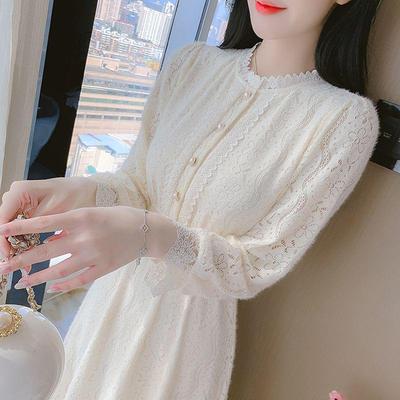 Mid-Length Lace Dress with Cinched Waist and Inner Slip, Plus Velvet for Autumn/Winter - Versatile and Slimming Dress for Women