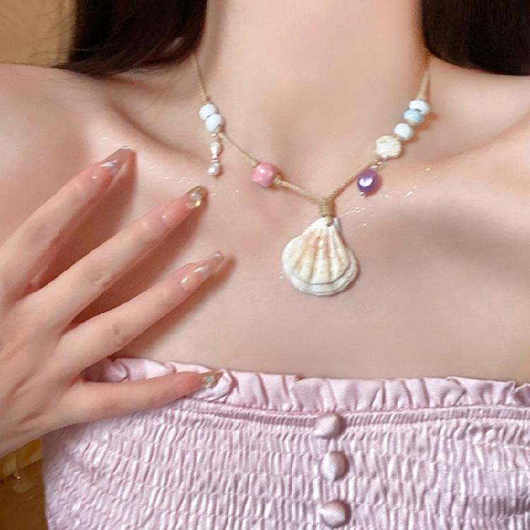 Natural Beaded Shell Necklace Lightweight Summer Jewelry Versatile Beachwear Accessory Gift for Women And Teens