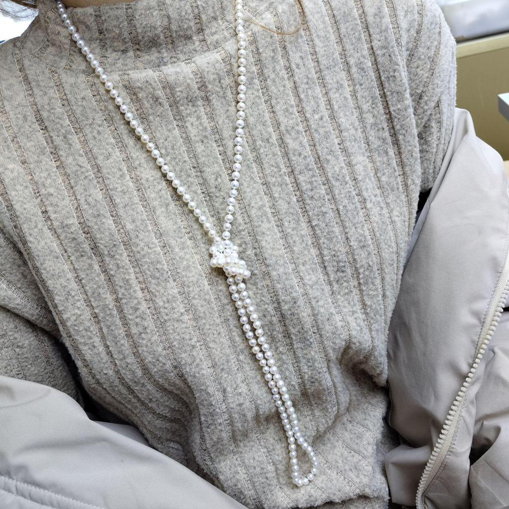 Near-Round Freshwater Pearl Necklace, Stackable Double-Layer Design, Light Luxury, Versatile Long Chain.