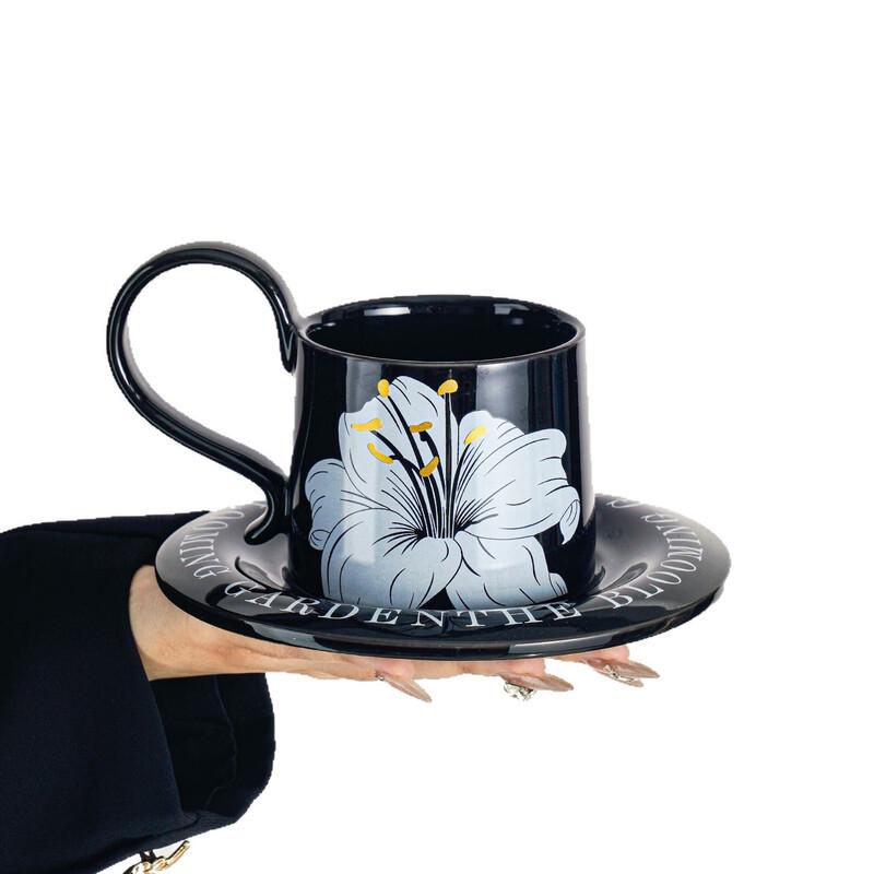 Changbaosen Exquisites Kaffeetassen- und Untertassen-Geschenkset