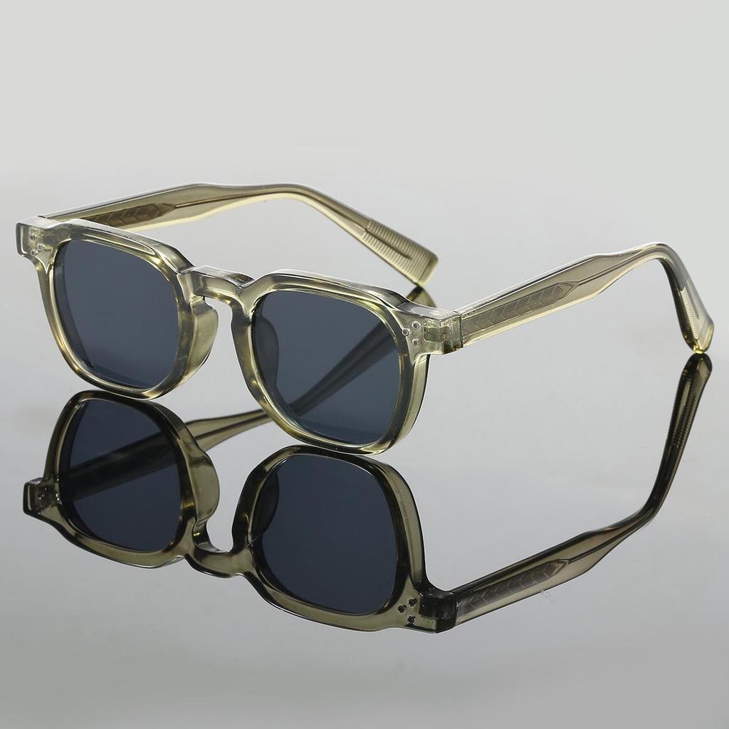 Classic Retro Square Frame High-End Sunglasses: Unisex Fashion