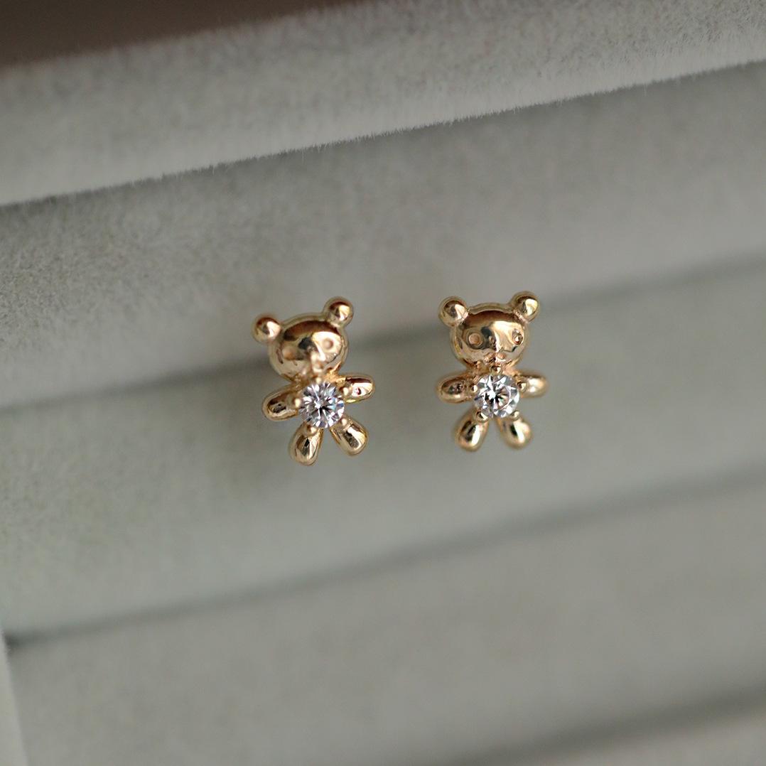 

Серьги-пусеты «Маленький мишка» из стерлингового серебра 925 пробы с золотым покрытием - Компактный, милый и уникальный дизайн S925 Sterling Silver