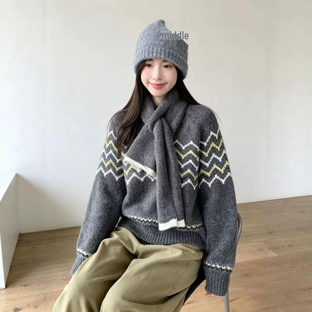 Pink Wave Pattern Neck Warmer Sweater for Women: Soft, Fluffy, Loose Fit with Built-in Scarf - Perfect for Early Autumn/Winter.
