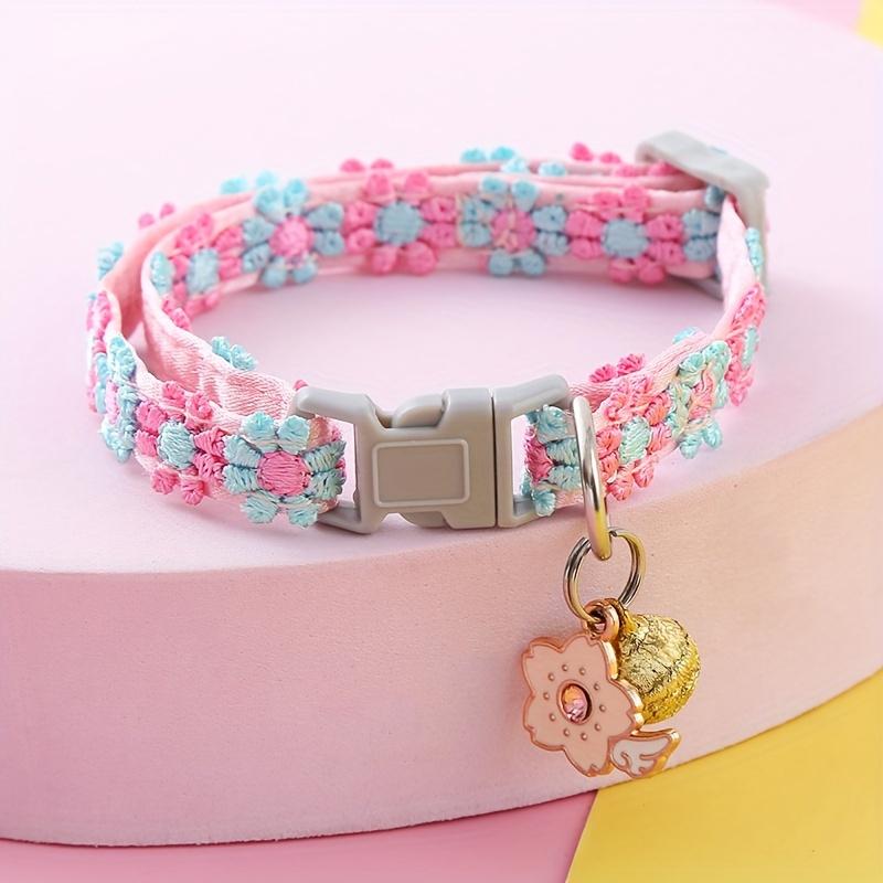 

1pcs Lace Embroidered Pet Accessory Neck Collar, Adjustable Cat Collar with Bell and Pendant, Suitable for Small Cats and Dogs