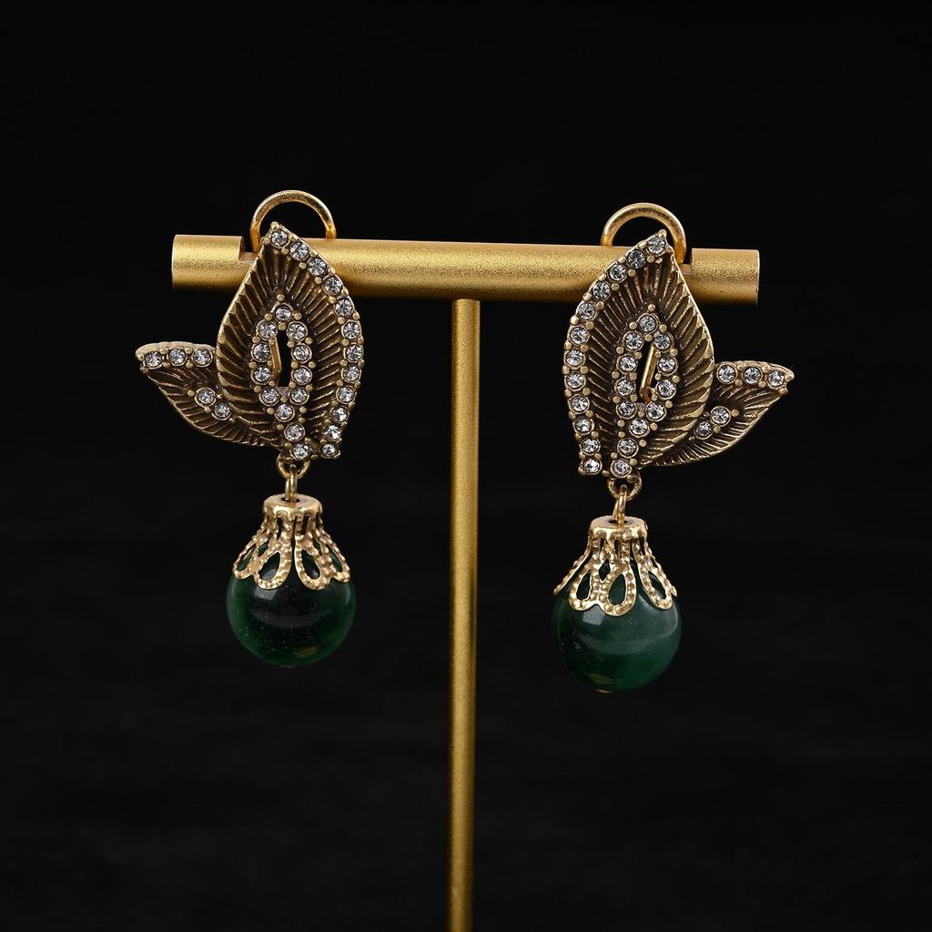Temperament elegant: Set Brățară & Cercei Retro cu Lanț pentru Pulover, Jad & Cubic Zirconiu
