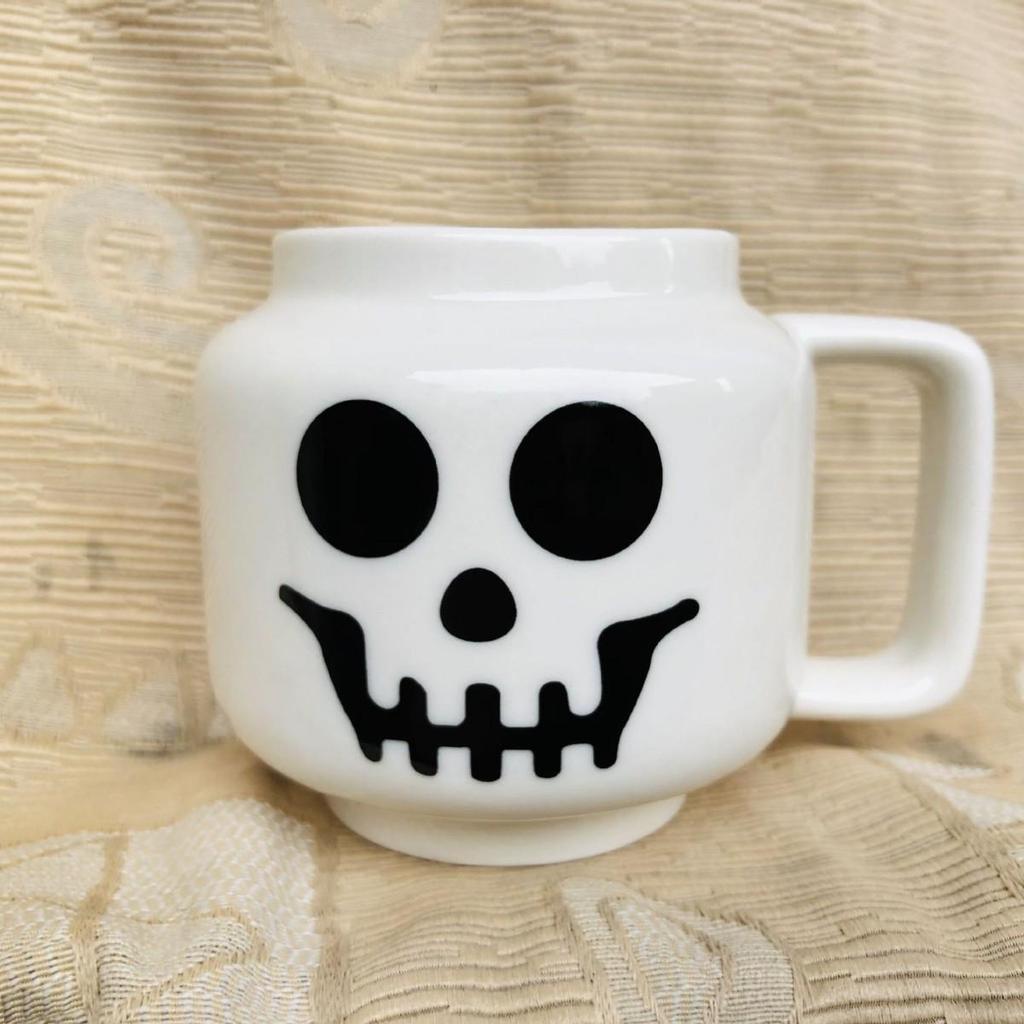Creative Personality Cute Expression Ceramic Mug | Little Figure Head with a Smiling Face | Unique Gift Cup for Drinking Water.