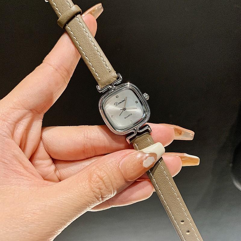 Fashion Light Luxury Women'S Watch Simple Retro Square Temperament Women'S Watch Rose Gold Leather Strap Watch