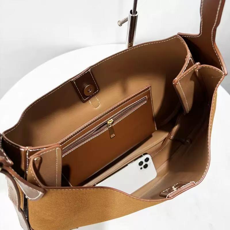 2025 High-End Soft Dumpling Shoulder Bag - Large Capacity Semicircular Tote Bag